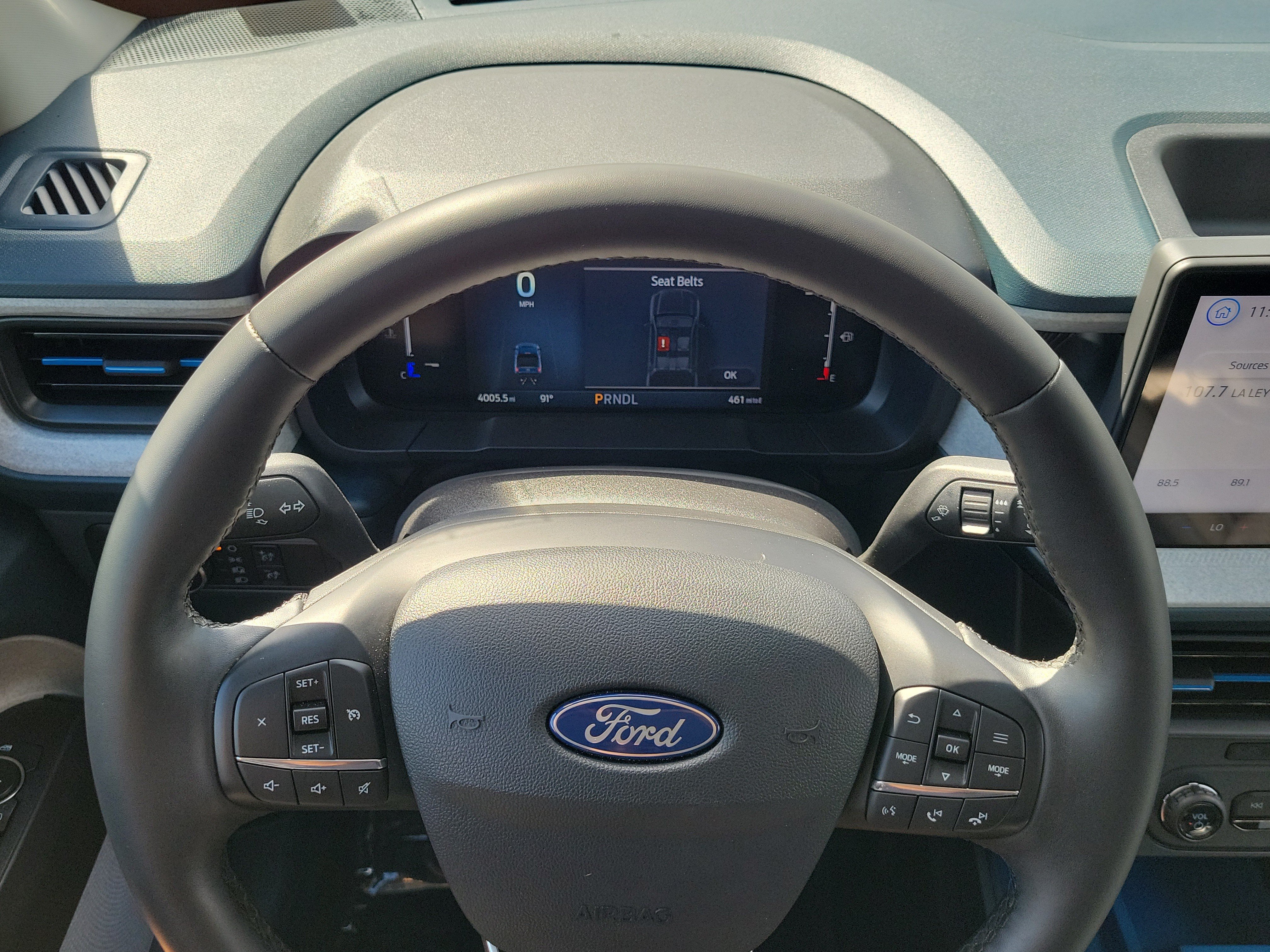 Certified 2025 Ford Maverick XLT FWD image 21