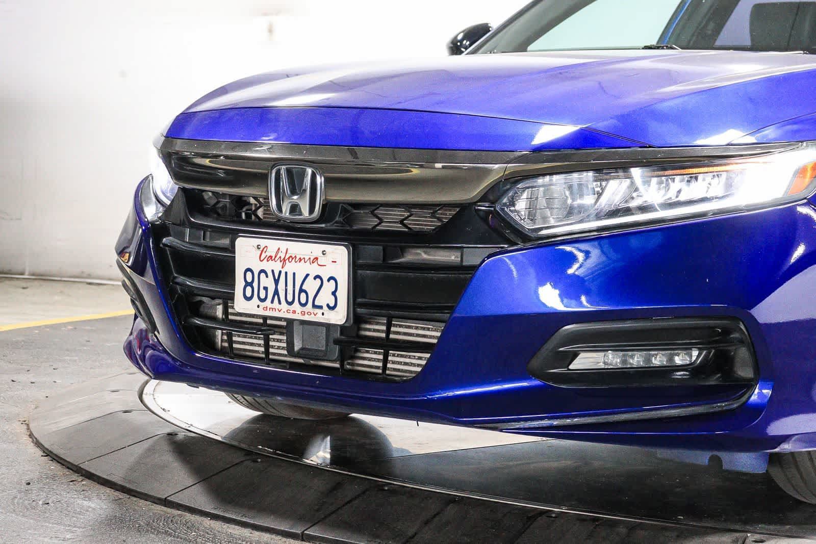Used 2018 Honda Accord Sport image 8