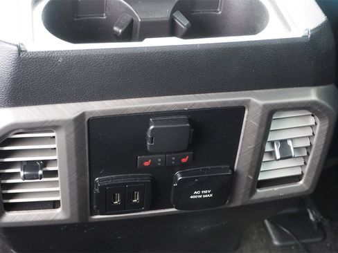 Used 2018 Ford F150 Limited image 16