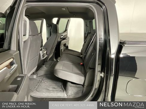 Used 2025 GMC Sierra 1500 Elevation AWD/4WD image 11