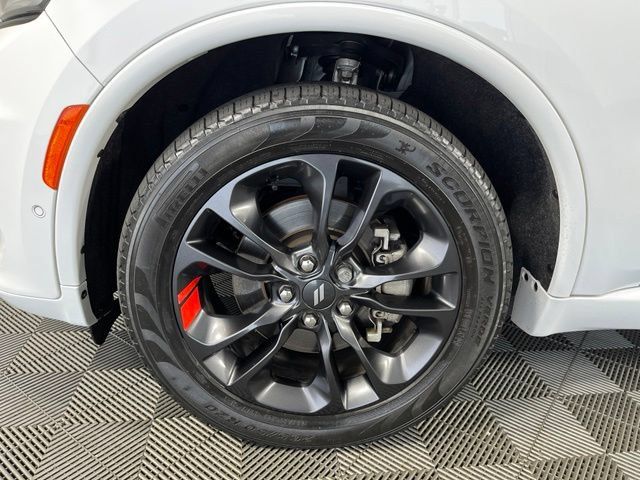 Used 2023 Dodge Durango R/T AWD/4WD image 11