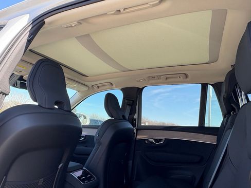 New 2026 Volvo XC90 T8 Plus w/ Protection Package Premier image 24