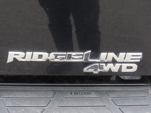 Used 2013 Honda Ridgeline RTS image 10