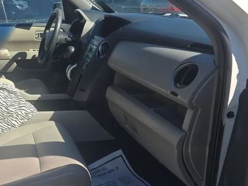 Used 2011 Honda Pilot LX image 11