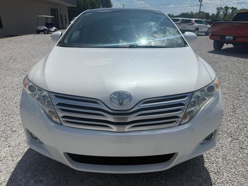 Used 2010 Toyota Venza AWD image 2