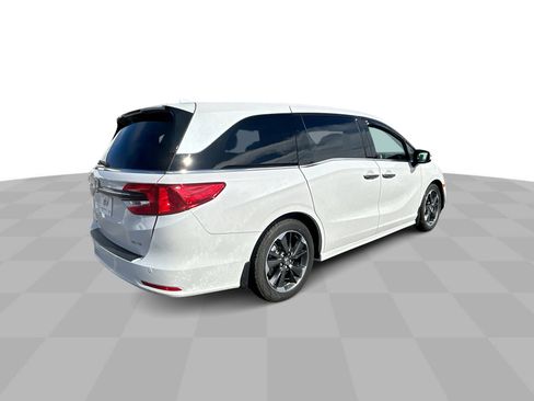 Used 2024 Honda Odyssey Elite image 9
