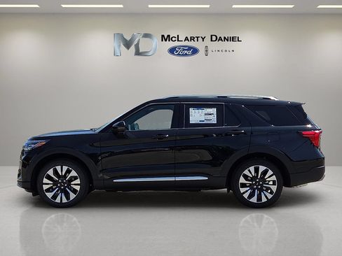 New 2026 Ford Explorer Platinum w/ LUX Leather Package AWD/4WD image 3