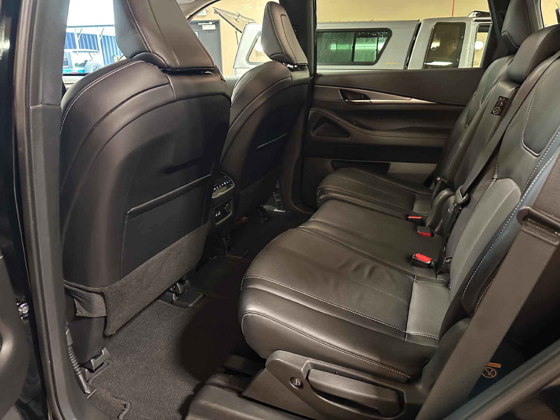 Used 2024 INFINITI QX60 Luxe AWD/4WD image 17