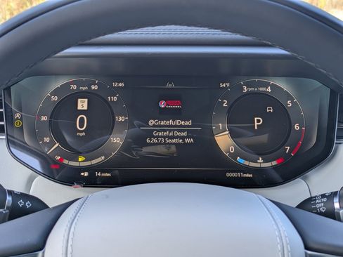 New 2026 Land Rover Range Rover Sport SE image 10