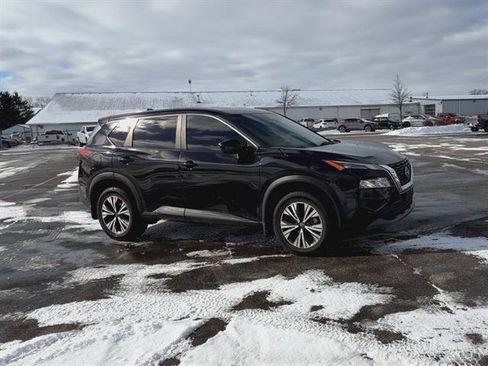 Used 2023 Nissan Rogue SV image 31
