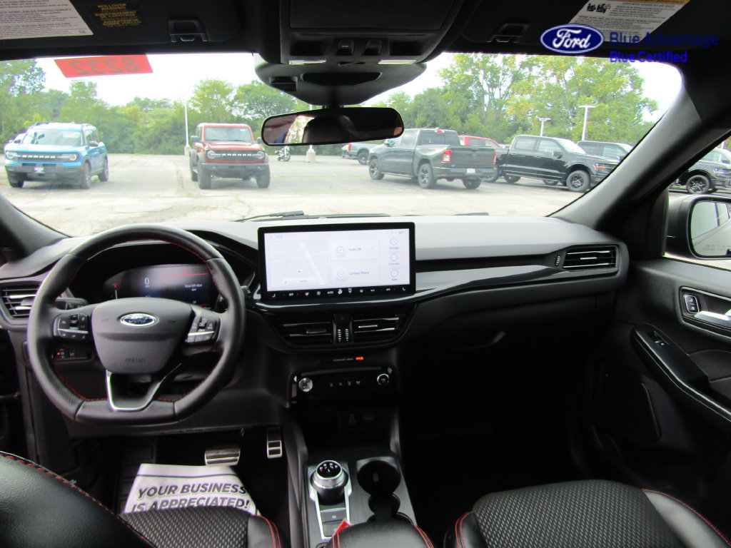 Certified 2024 Ford Escape ST-Line AWD/4WD image 4