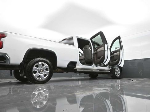 Used 2022 Chevrolet Silverado 3500 LTZ image 44