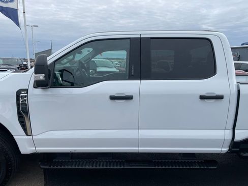 Used 2024 Ford F250 XLT image 28