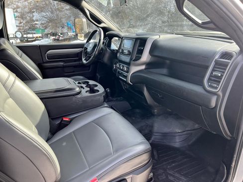 Used 2021 RAM 3500 Tradesman image 9