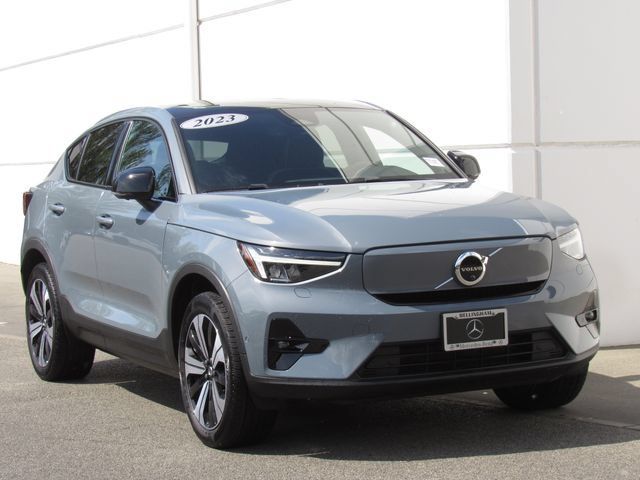 Used 2023 Volvo C40 P8 Recharge Plus w/ Climate Package AWD/4WD image 2