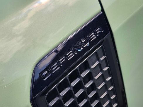 Used 2023 Land Rover Defender 110 75th Limited Edition AWD/4WD image 13