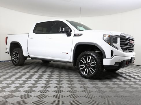 Certified 2024 GMC Sierra 1500 AT4 w/ Technology Package image 3
