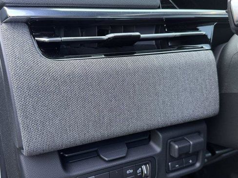 New 2026 GMC Sierra EV Elevation image 28