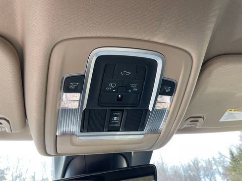 Used 2021 RAM 1500 Laramie image 13