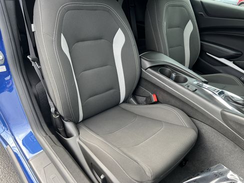 Used 2022 Chevrolet Camaro LT image 22