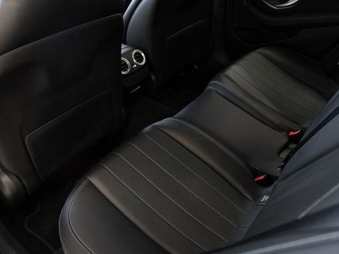 Used 2022 Mercedes-Benz E 350 Sedan image 21