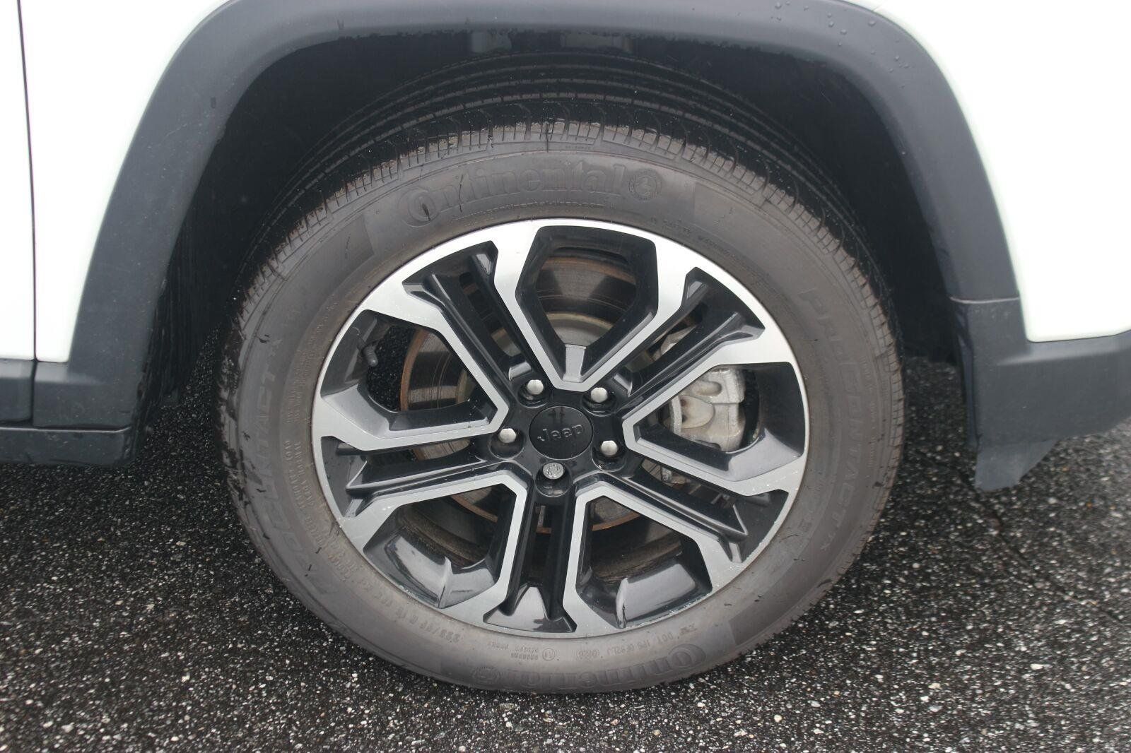 Used 2023 Jeep Compass Limited AWD/4WD image 31