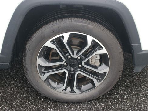 Used 2023 Jeep Compass Limited AWD/4WD image 31