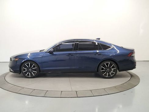 Used 2024 Honda Accord Touring image 4