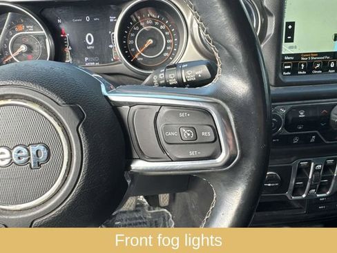 Used 2018 Jeep Wrangler Unlimited Sahara w/ Dual Top Group image 29