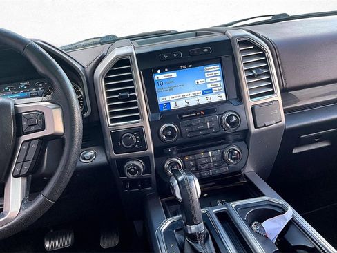 Used 2016 Ford F150 Platinum w/ Equipment Group 701A Luxury image 11