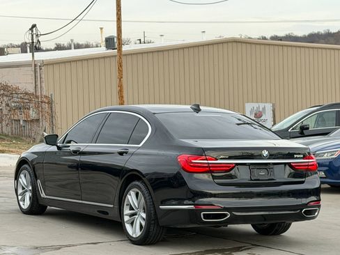 Used 2018 BMW 750i xDrive AWD/4WD image 5