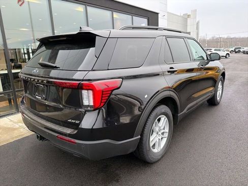 New 2026 Ford Explorer Active image 3