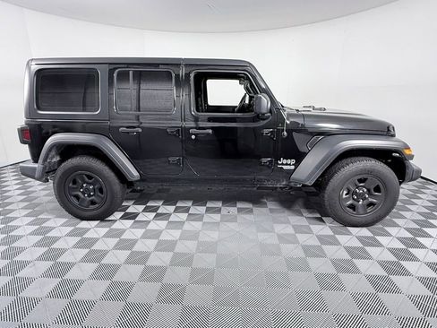 Used 2020 Jeep Wrangler Unlimited Sport image 8