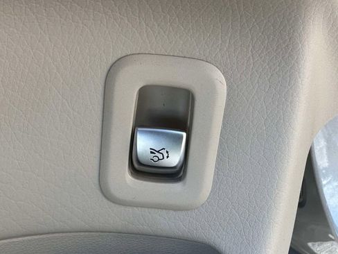 Used 2022 Mercedes-Benz GLC 300 GLC 300 image 20