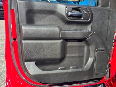 Used 2019 Chevrolet Silverado 1500 Custom w/ Custom Convenience Package image 45