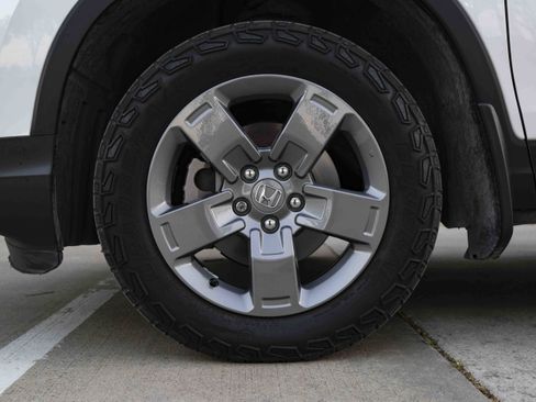 Certified 2024 Honda Ridgeline TrailSport image 15