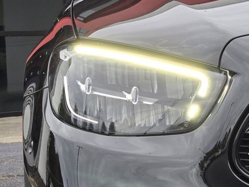 Used 2021 Mercedes-Benz E 350 4MATIC Sedan image 13