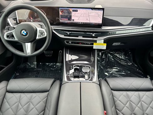 New 2026 BMW X5 xDrive40i w/ M Sport Package image 10