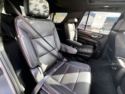 Used 2021 Chevrolet Tahoe High Country w/ Premium Package image 15