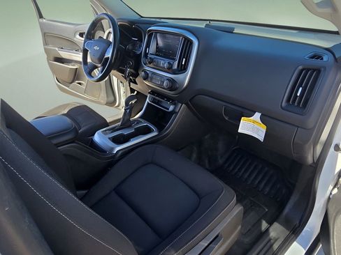 Used 2022 Chevrolet Colorado LT w/ Fleet Safety Package image 28