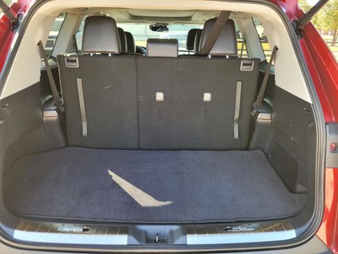 Used 2025 Toyota Grand Highlander FWD image 16