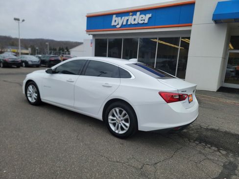Used 2018 Chevrolet Malibu LT image 4