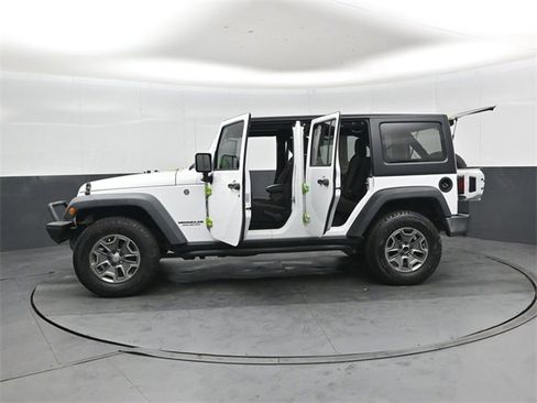 Used 2017 Jeep Wrangler Unlimited Rubicon image 49