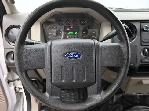 Used 2008 Ford F250 XL image 9