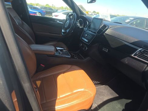 Used 2018 Mercedes-Benz GLS 450 4MATIC w/ Premium Package image 5