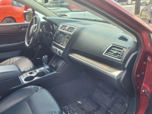 Used 2017 Subaru Outback 2.5i Limited image 28
