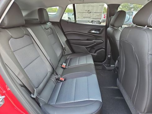 New 2026 Chevrolet Trax LT w/ Driver Confidence Package FWD image 26
