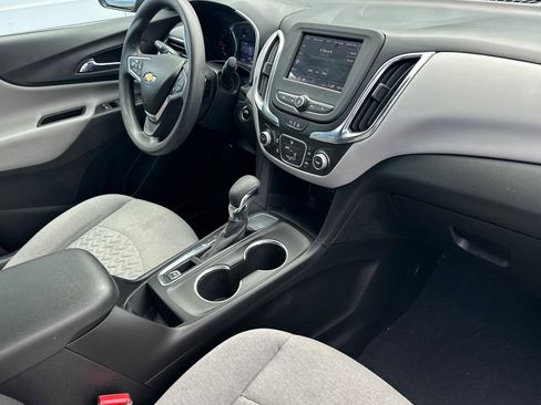 Used 2022 Chevrolet Equinox LT FWD image 16