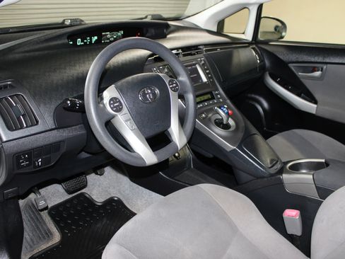 Used 2013 Toyota Prius Two FWD image 20
