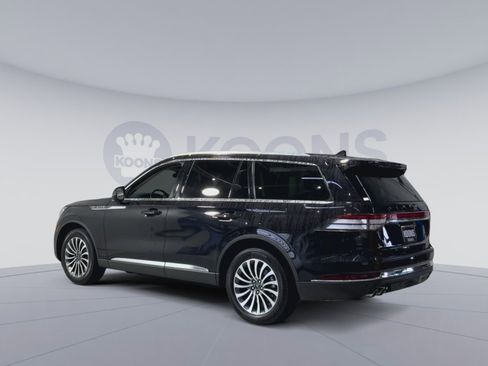 Used 2024 Lincoln Aviator AWD w/ Premium Package image 8